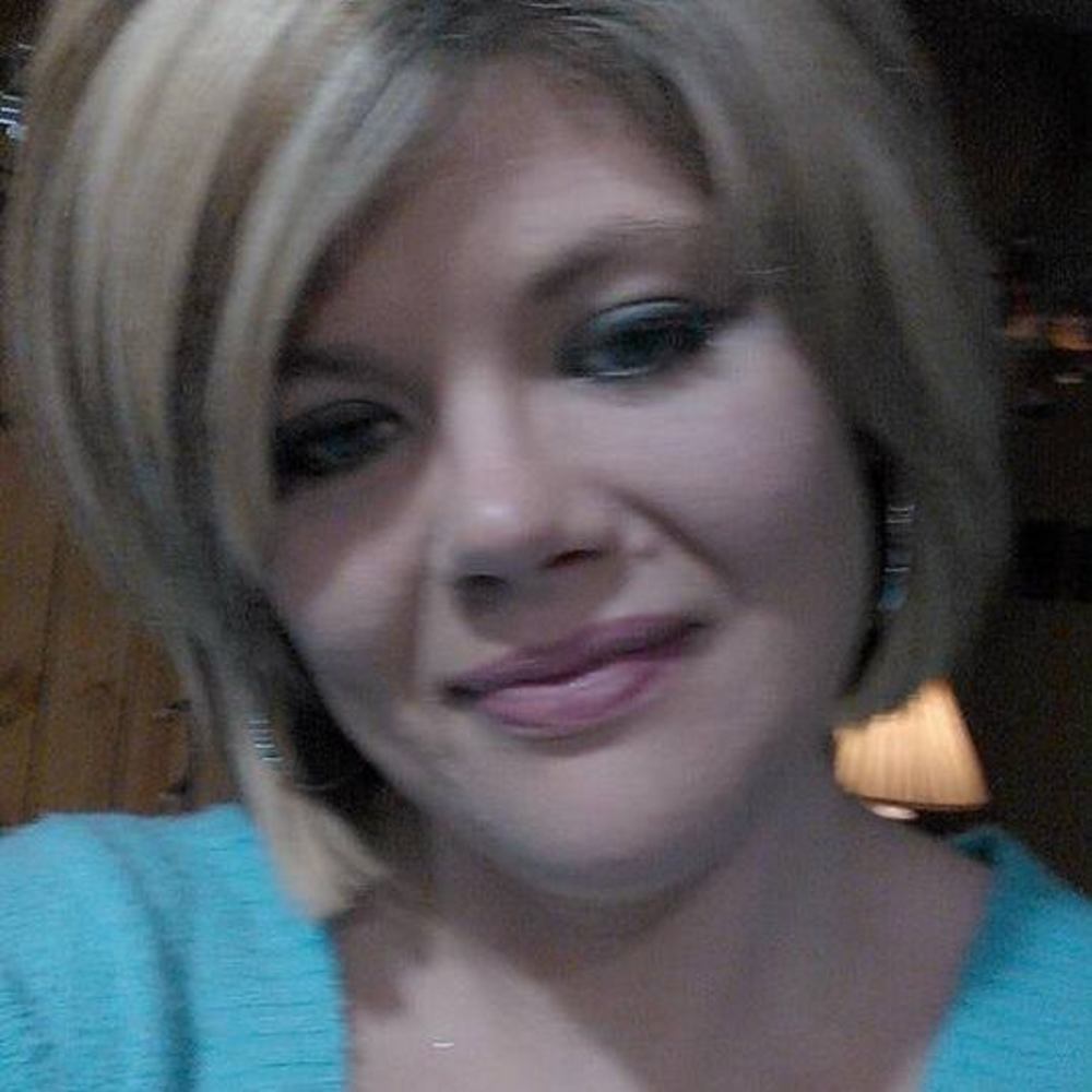 Meet your Posher, Connie